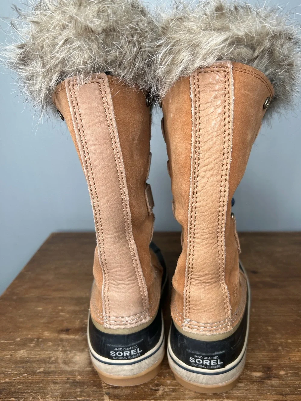 Sorel Joan of Arctic Suede Waterproof Boot Womens size 8.5